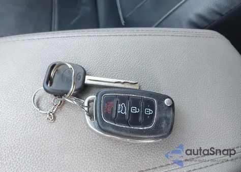 2017 Hyundai Tucson Se from USA, damaged, VIN KM8J33A44HU267737